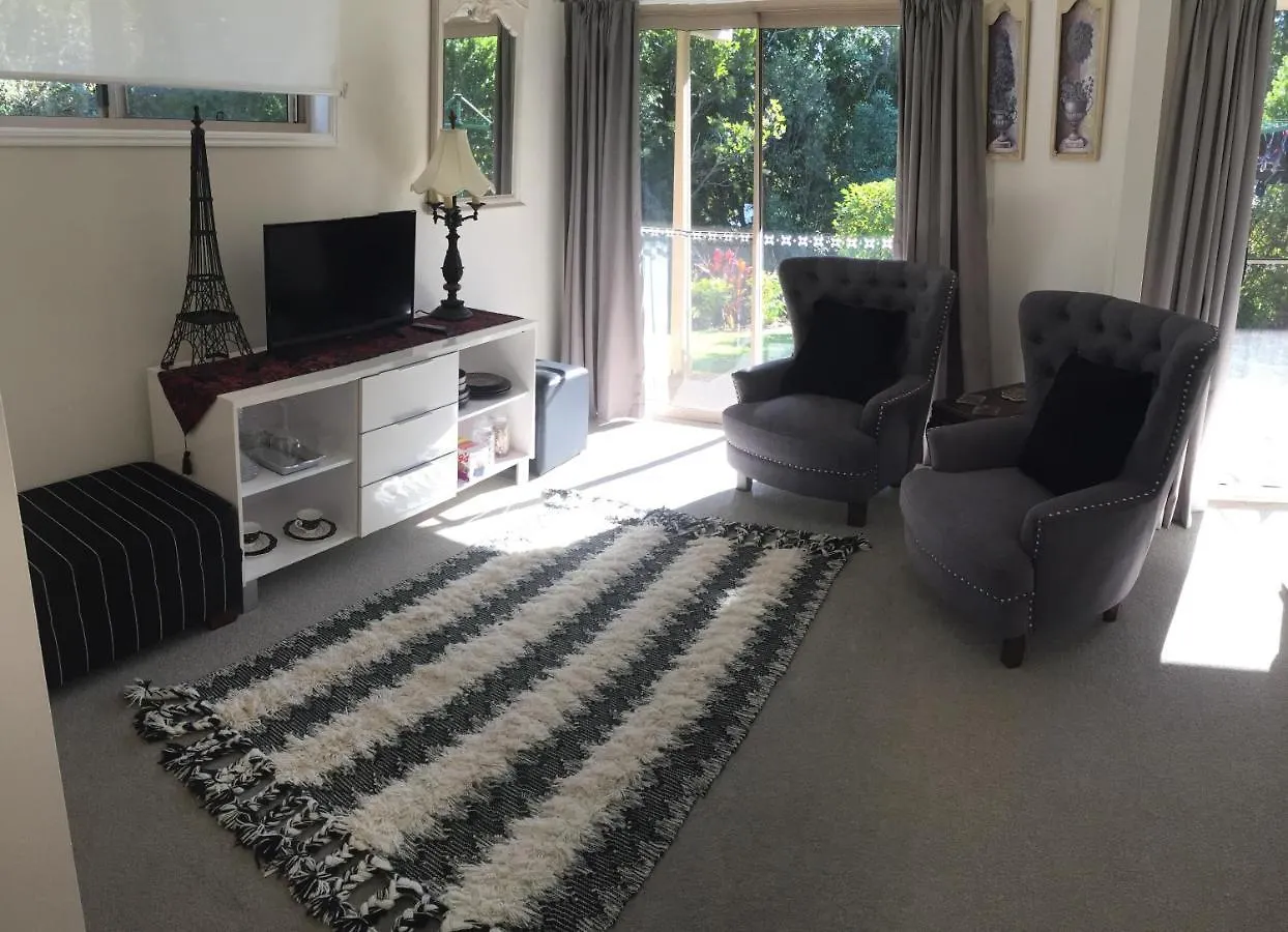 River Gum Luxury Bed And Breakfast Diddillibah