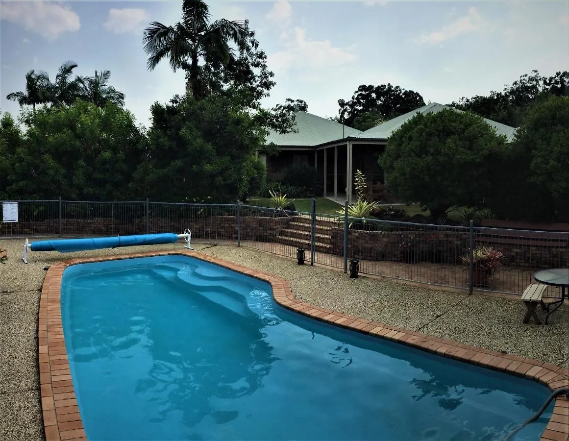 Bed & Breakfast River Gum Luxury Bed And Breakfast Diddillibah